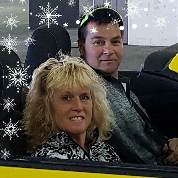 Meet your Posher, Sandra - Picture 1 of 1